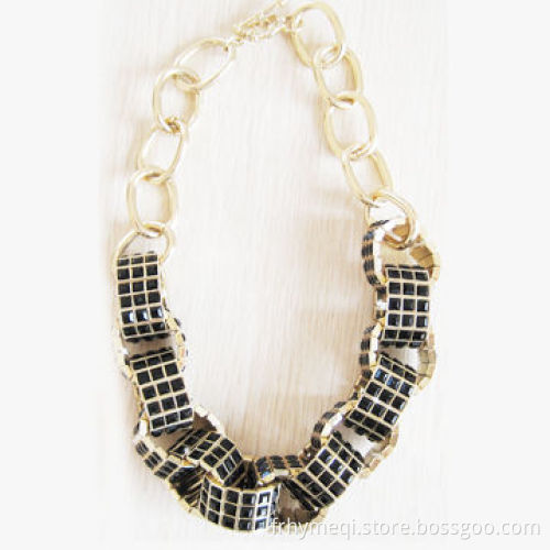 Fashionable jewelry chain, suitable for women